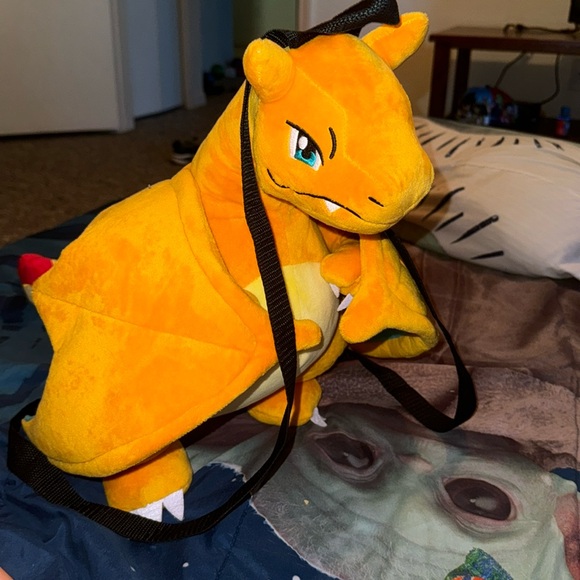 Pokemon Handbags - Iike new pokemon charizard backpack